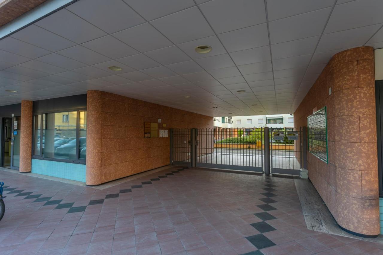 Teatro Nuovo Apartment With Free Parking Удине Екстериор снимка